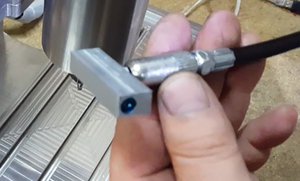 Смазка каретки 2.JPG (9488 просмотров) <a class='original' href='./download/file.php?id=83861&mode=view' target=_blank>Загрузить оригинал (46.79 КБ)</a>