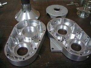 Половинки шестереночной ступени редуктора (7243 просмотра) <a class='original' href='./download/file.php?id=84790&mode=view' target=_blank>Загрузить оригинал (306.16 КБ)</a>