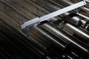 Шлифовка ВСМПО, можно увеличить, и запомнить: токарным резцом не обтачивают на ВСМПО. (2973 просмотра) <a class='original' href='./download/file.php?id=85442&mode=view' target=_blank>Загрузить оригинал (6.28 МБ)</a>