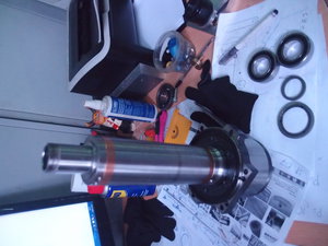 ставим новые подшипники , в данном случае керамика 24.000 об/мин ( в наличие все есть пара 7000р , пробовали ставить какие-то супер пупер со стальными шарами - гудят и трясутся уже на 12 000 (9649 просмотров) <a class='original' href='./download/file.php?id=86703&mode=view' target=_blank>Загрузить оригинал (4.06 МБ)</a>