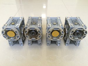 червячный редуктор 050.jpeg (3012 просмотров) <a class='original' href='./download/file.php?id=88158&mode=view' target=_blank>Загрузить оригинал (1.21 МБ)</a>