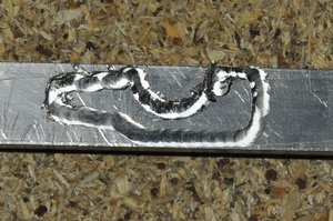 тест фрезеровки алюминия на самодельном cnc станке.jpg (12870 просмотров) <a class='original' href='./download/file.php?id=894&mode=view' target=_blank>Загрузить оригинал (211.65 КБ)</a>