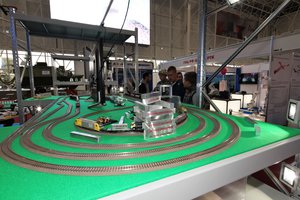 Для демонстрации выложили четыре круга &quot;пазла&quot;. Укладку путей закончили в 22-00 05 сентября 2016г. (5466 просмотров) <a class='original' href='./download/file.php?id=90151&mode=view' target=_blank>Загрузить оригинал (2.64 МБ)</a>