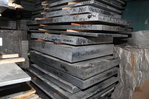 Как правило кромки такие на алюминиевых и дюралюминиевых плитах (5577 просмотров) <a class='original' href='./download/file.php?id=92119&mode=view' target=_blank>Загрузить оригинал (7.63 МБ)</a>