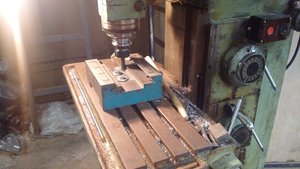 Исправляю недочеты предыдущего фрезеровщика. Выставил на глаз каретку меньше чем в сотку хе-хе (10413 просмотров) <a class='original' href='./download/file.php?id=92374&mode=view' target=_blank>Загрузить оригинал (1.47 МБ)</a>