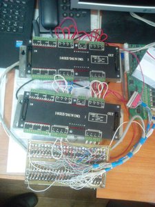 Выходные реле 16 выход 24 вход без оптронов.<br />Оптроны на самодельной плате. (2644 просмотра) <a class='original' href='./download/file.php?id=92708&mode=view' target=_blank>Загрузить оригинал (201.04 КБ)</a>