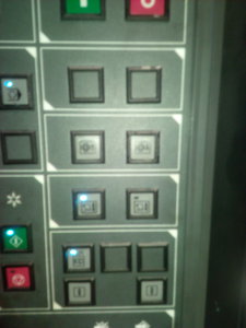 Две кнопки отпустить/поднять (6084 просмотра) <a class='original' href='./download/file.php?id=97890&mode=view' target=_blank>Загрузить оригинал (5.12 МБ)</a>